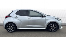 Toyota Yaris 1.5 Hybrid Dynamic 5dr CVT Hybrid Hatchback